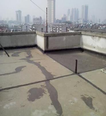 丰镇漏水维修 楼顶漏水是什么原因，楼顶漏水维修方法是什么?
